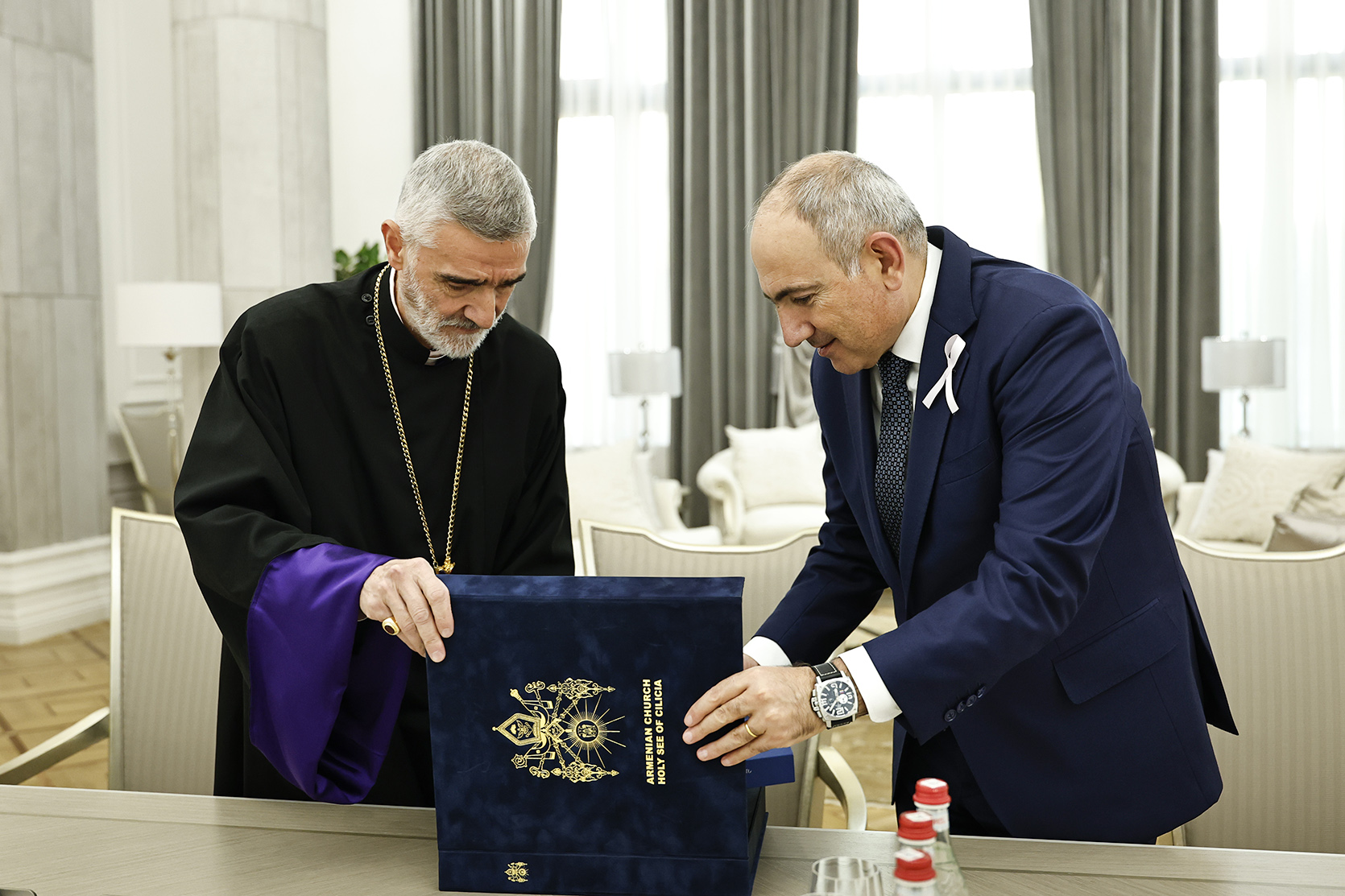 Արամ Ա կաթողիկոսը ինձ հետ զրույցում տեղեկացրել է, որ բանակցելու է Փաշինյանի հետ. Նարեկ Կարապետյան