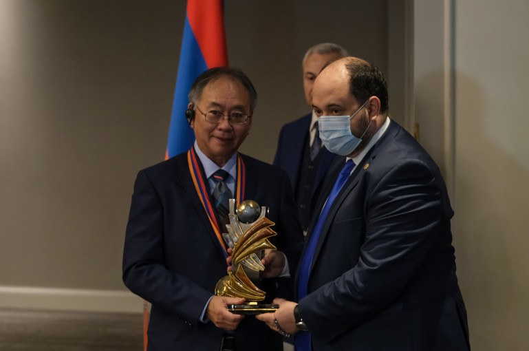 ՏՏ ոլորտում Հայաստանն ունի ասելիք և անելիք. Արայիկ Հարությունյանը հանձնել է ՏՏ ոլորտում համաշխարհային ներդրման համար պետական մրցանակը