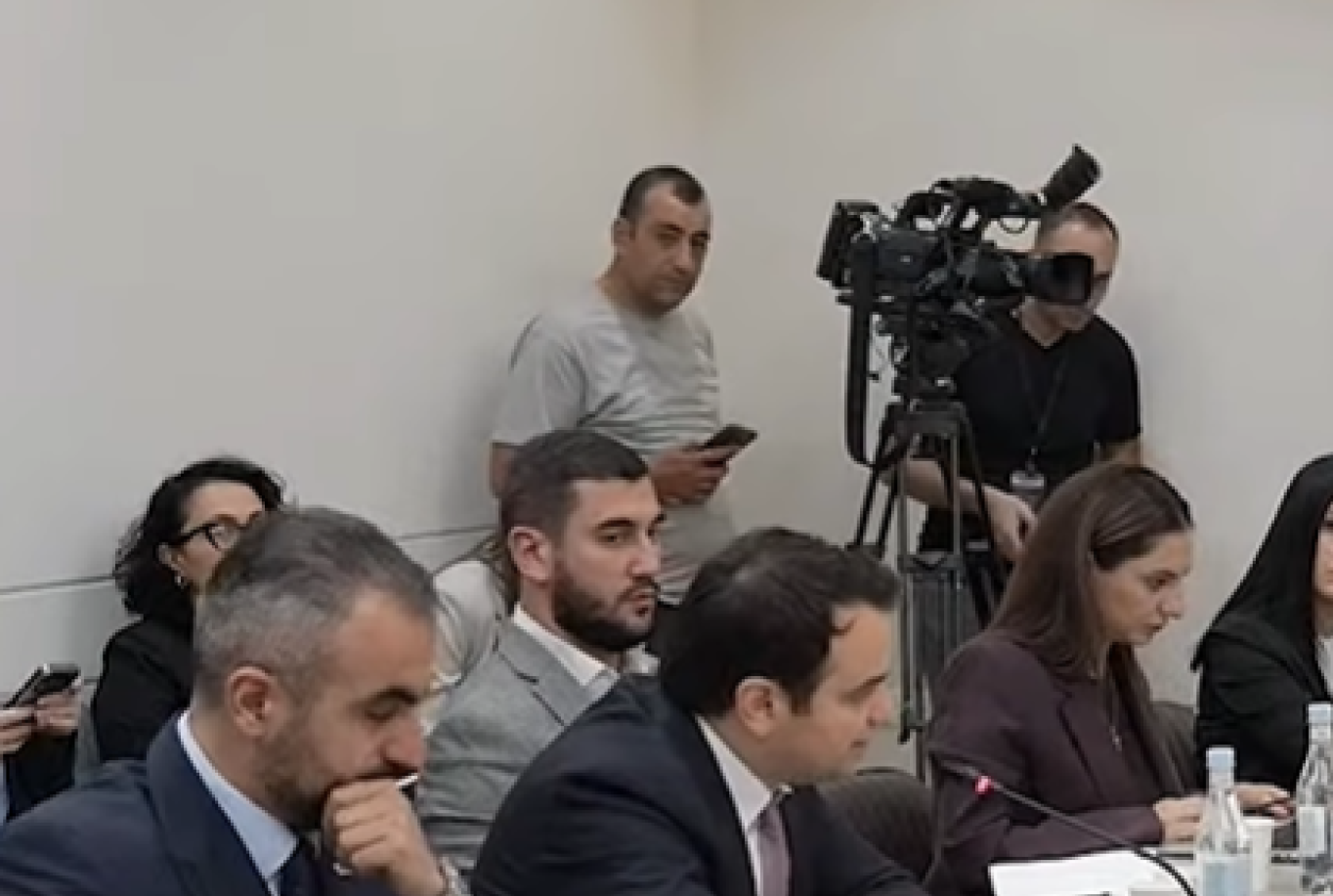 Մենք պահանջում ենք կառավարությունից լուծել զnհված զինծառայողների ընտանիքների խնդիրները և ապահովել նրանց անհրաժեշտ աջակցությունը. «Ուժեղ Հայաստան» (տեսանյութ)