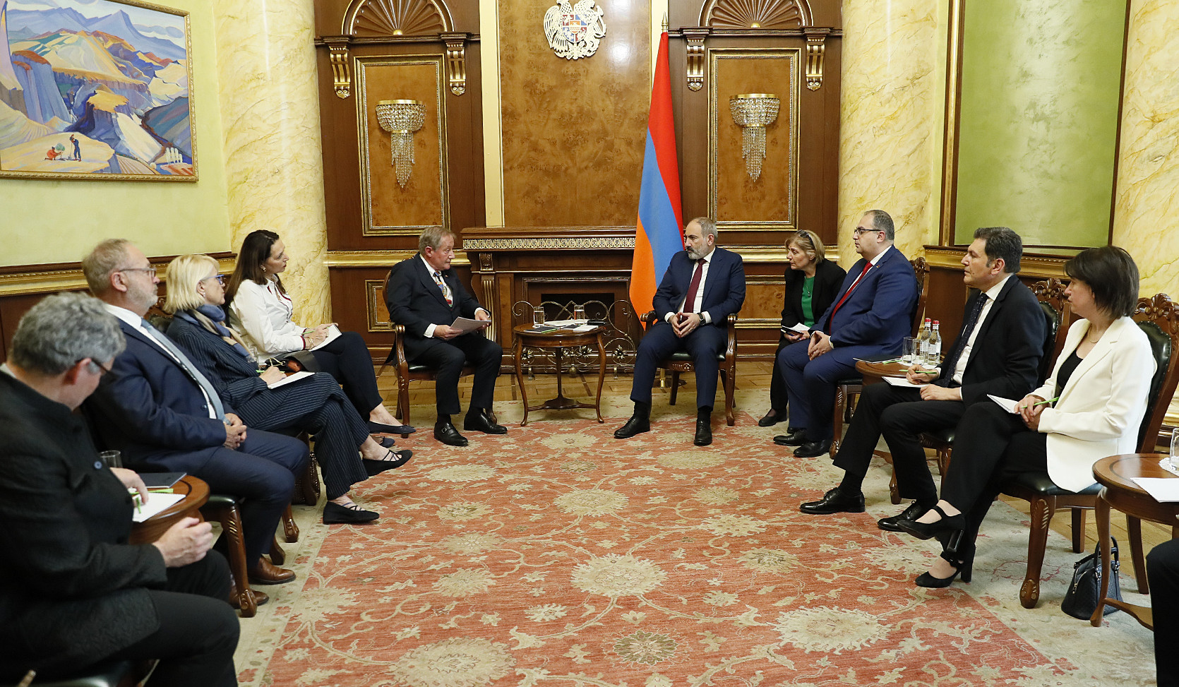 Շարունակելու ենք լինել Հայաստանի և Արցախի կողքին. ՀՀ վարչապետն ընդունել է Ֆրանսիա-Հայաստան բարեկամական խմբի պատվիրակությանը