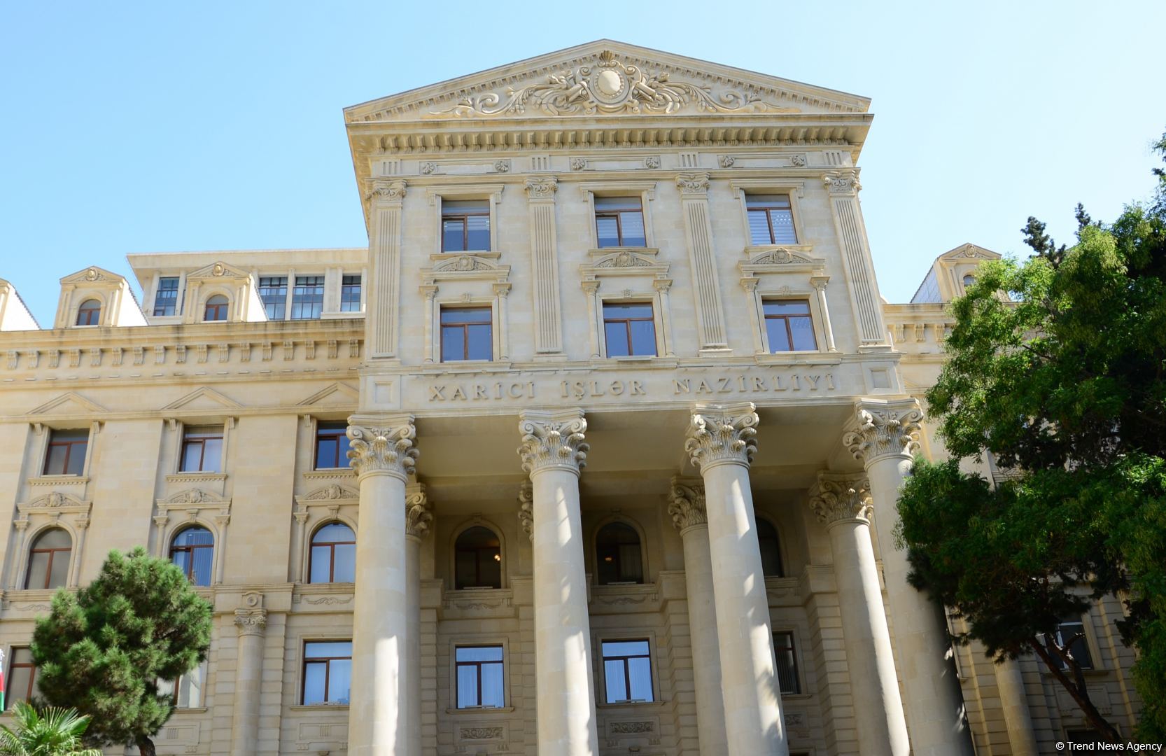 Азербайджан вручил ноту протеста Франции