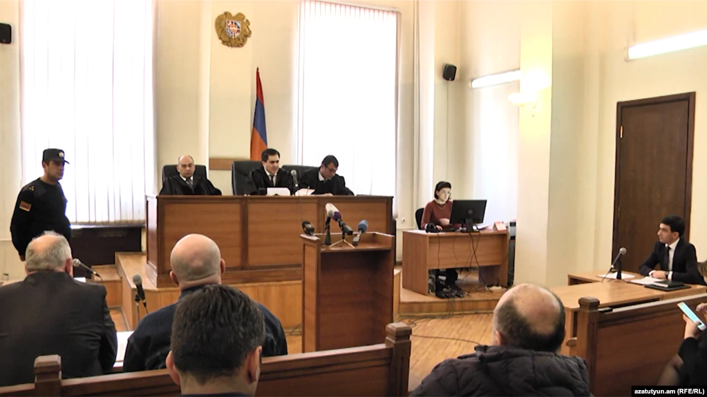 «Առագաստ» սրճարանում սպանված Պողոս Պողոսյանի գործով վերաբացված առաջին դատական նիստը հետաձգվեց