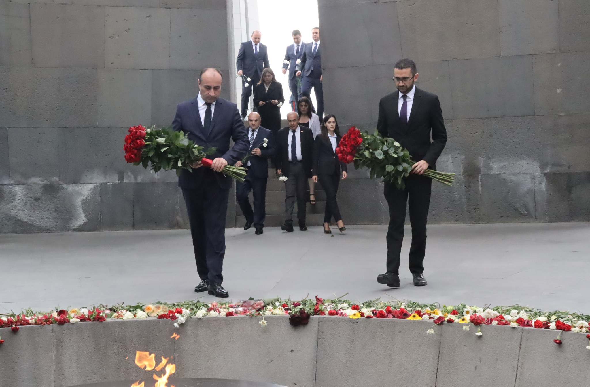 Վրաստանի ներքին գործերի նախարար Գելա Գելաձեն այցելել է Հայոց ցեղասպանության հուշահամալիր