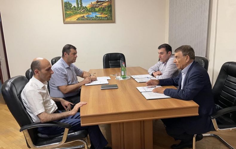 Արցախի պետական նախարարի մոտ քննարկվել են առողջապահության համակարգի բարեփոխման որոշ ծրագրեր