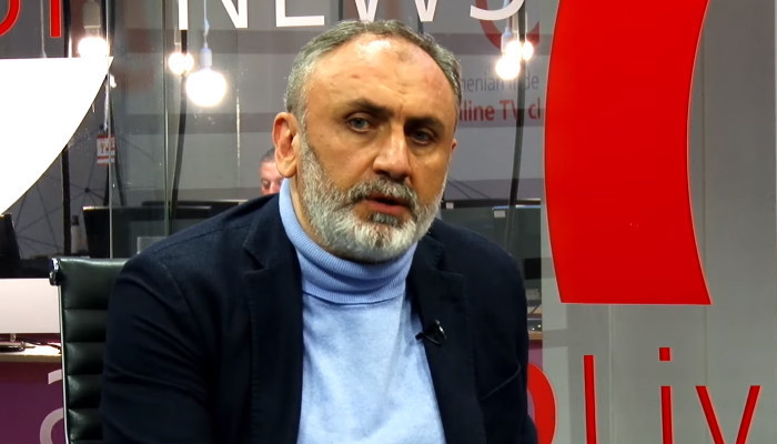 Կորոնավիրուսից մահացել է «Անտարես»-ի հրատարակիչ Արմեն Մարտիրոսյանի հայրը
