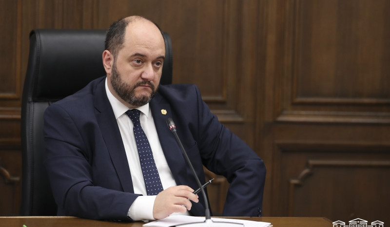 Ակնհայտ է արդեն, որ սա Կտրիճ Ներսիսյանի օրհնությամբ ձևավորված բանդաներ են, որոնք փտելու են բանտերում ու պատմության էջերում. Արայիկ Հարությունյան