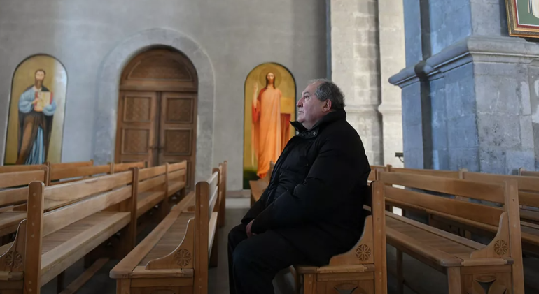 Քրիստոսի Հարության ավետիսը թող զորություն ու ոգու ամրություն տա՝ հաղթահարելու բարդ հոգեվիճակներն ու մարտահրավերները․ Արմեն Սարգսյան