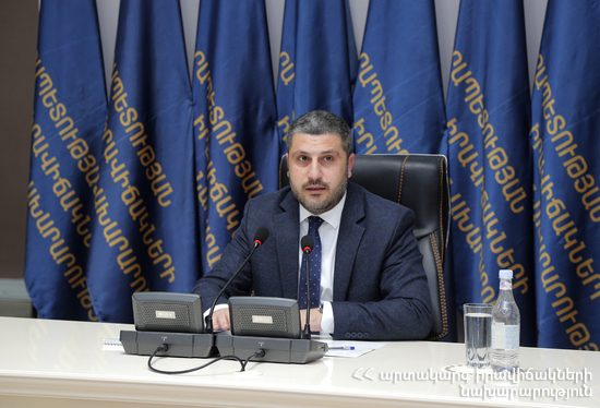 ԱԻ նախարարը շնորհավորել է սեյսմիկ պաշտպանության աշխատակիցներին մասնագիտական տոնի առթիվ