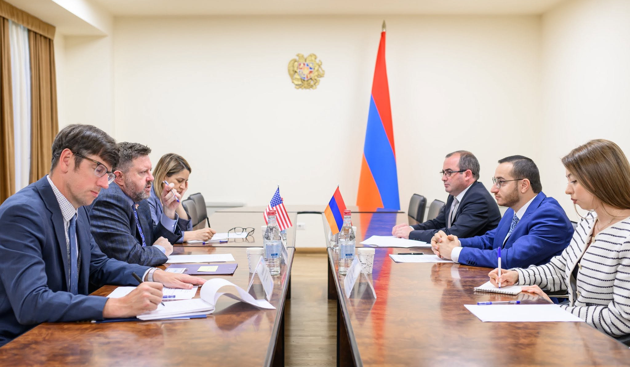 Մխիթար Հայրապետյանը ԱՄՆ դիվանագետի հետ քննարկել է տեխնոլոգիական համագործակցության ընդլայնման հարցեր