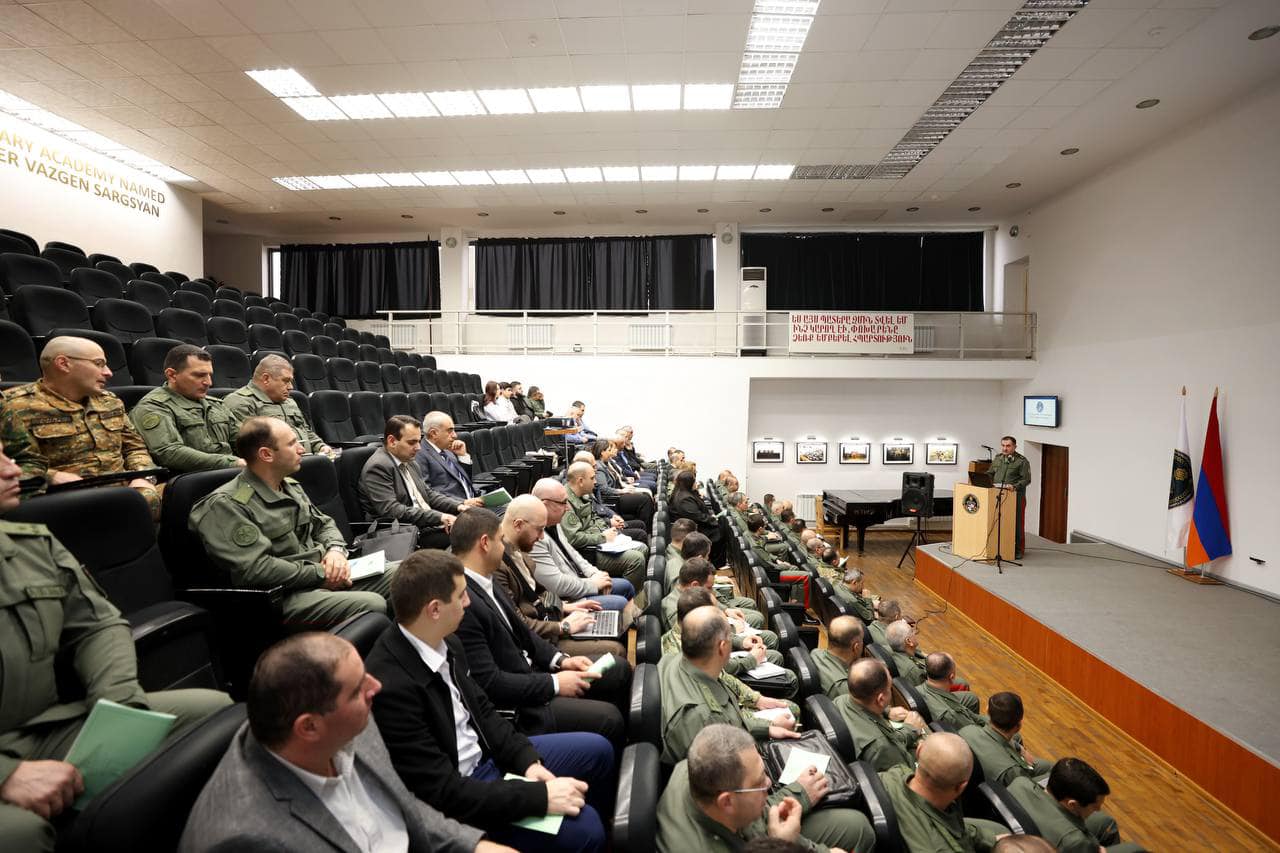 Տեղի է ունեցել գիտագործնական կոնֆերանս՝ «Ռազմական գիտության ապագան ՀՀ զինված ուժերի կերպափոխման համատեքստում» խորագրով