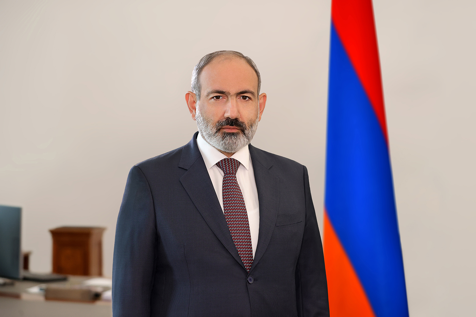  Премьер-министр Пашинян направил поздравительное послание премьер-министру Японии