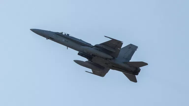 Ռումինիան F-18 կործանիչներ է օդ բարձրացրել Ուկրաինայի հետ սահմանին հայտարարված օդային տագնապի պատճառով