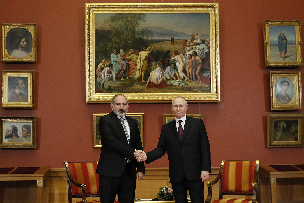 Ստացվում է, որ Լաչինի միջանցքն այլևս ռուս խաղաղապահների վերահսկողության տակ չէ. Փաշինյանը՝ Պուտինին