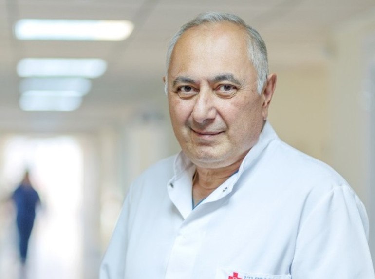 «Զվարթնոց» օդանավակայանում ԱԱԾ սահմանապահները չեն թողել որպեսզի Արմեն Չարչյանը սահմանը հատի․ փաստաբան