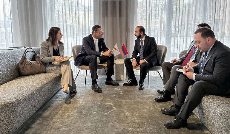Միրզոյանի ու Կիպրոսի ԱԳ նախարարի հանդիպմանն ընդգծվել է ԼՂ ժողովրդի իրավունքների և անվտագության հարցերի հասցեագրման կարևորությունը