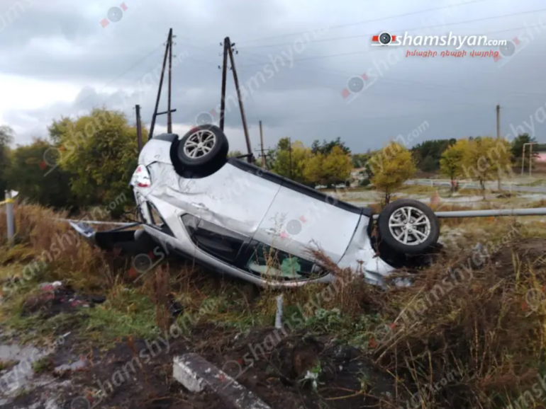 Երևան-Սևան ավտոճանապարհին 34-ամյա վարորդը «Chevrolet»-ով դուրս է եկել երթևեկելի գոտուց և բшխվել է գազատար խողովկին․ կա վիրավnր