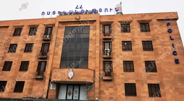 Նար-Դոս փողոցից բերման են ենթարկվել «Փումփուլիկը», «Բեթմենը»,«Այֆոնչիկը»․ հայտնաբերվել են սառը զենքեր