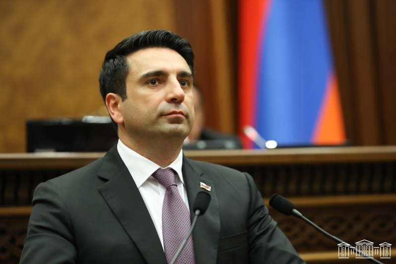 Ադրբեջանն այդ «լծակ»-ն օգտագործել է և շարունակելու է օգտագործել՝ քաղաքական առևտուր անելու համար. Սիմոնյանը՝ գերիների հարցի մասին