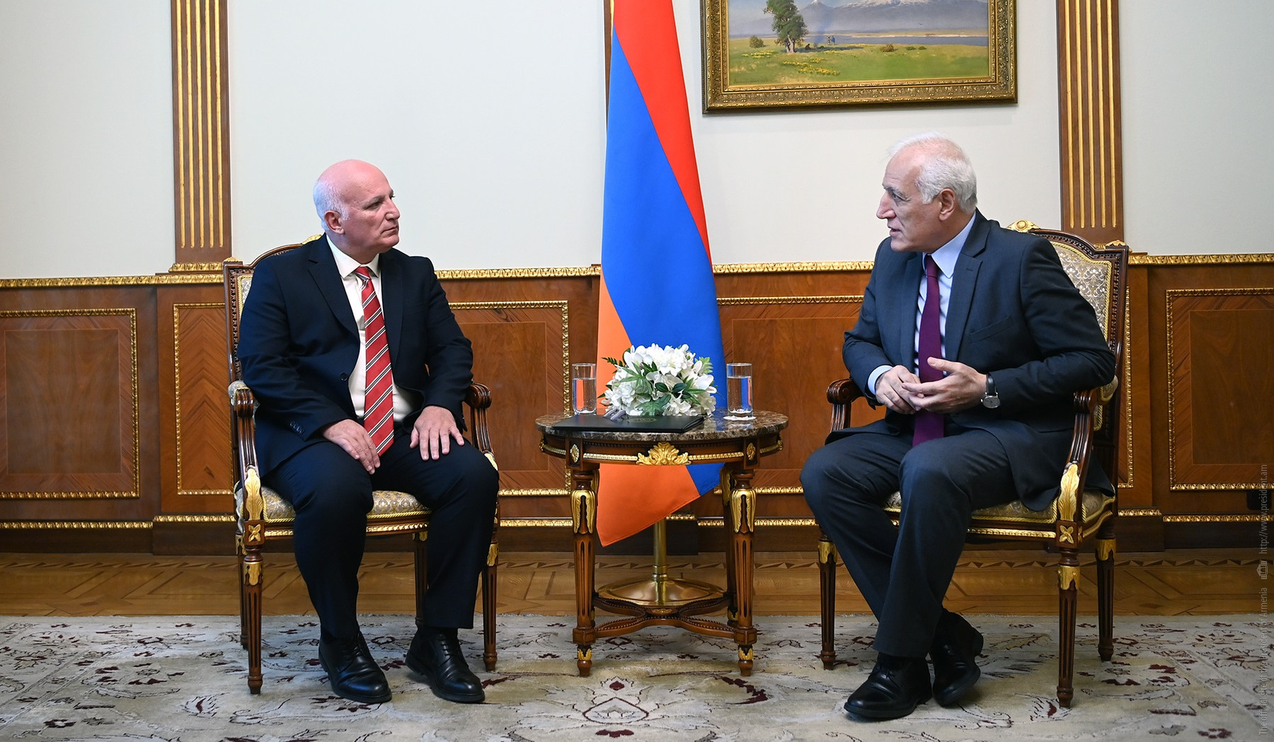 Վահագն Խաչատուրյանը և ՀԾԿՀ նախագահն անդրադարձել են ՀԷՑ-ի հետ կապված հարցերին