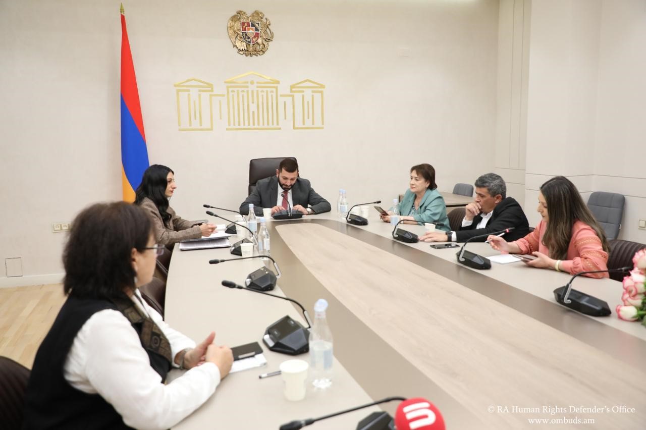 ՄԻՊ-ն ԱԺ-ում ներկայացրել է մարդու իրավունքների և ազատությունների պաշտպանության վիճակի մասին 2025-ի տարեկան հաղորդումը