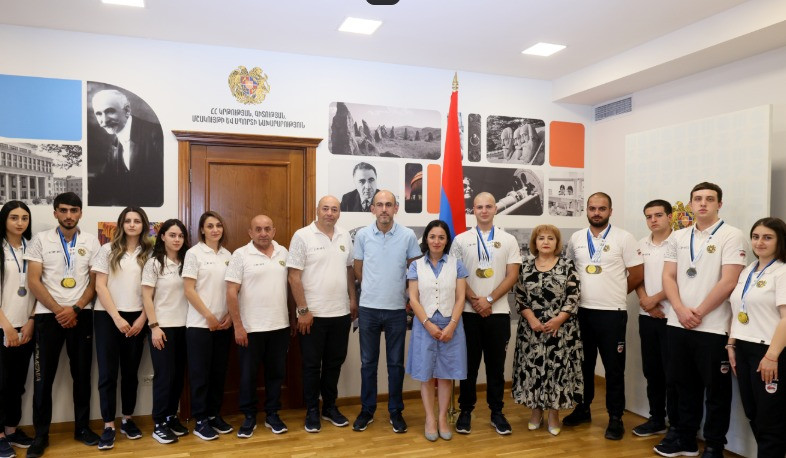 5 ոսկի, 1 արծաթ, 3 բրոնզ․ ՀՀ-ի հրաձգության հավաքականը պատմության մեջ առաջին անգամ չեմպիոններ է տվել