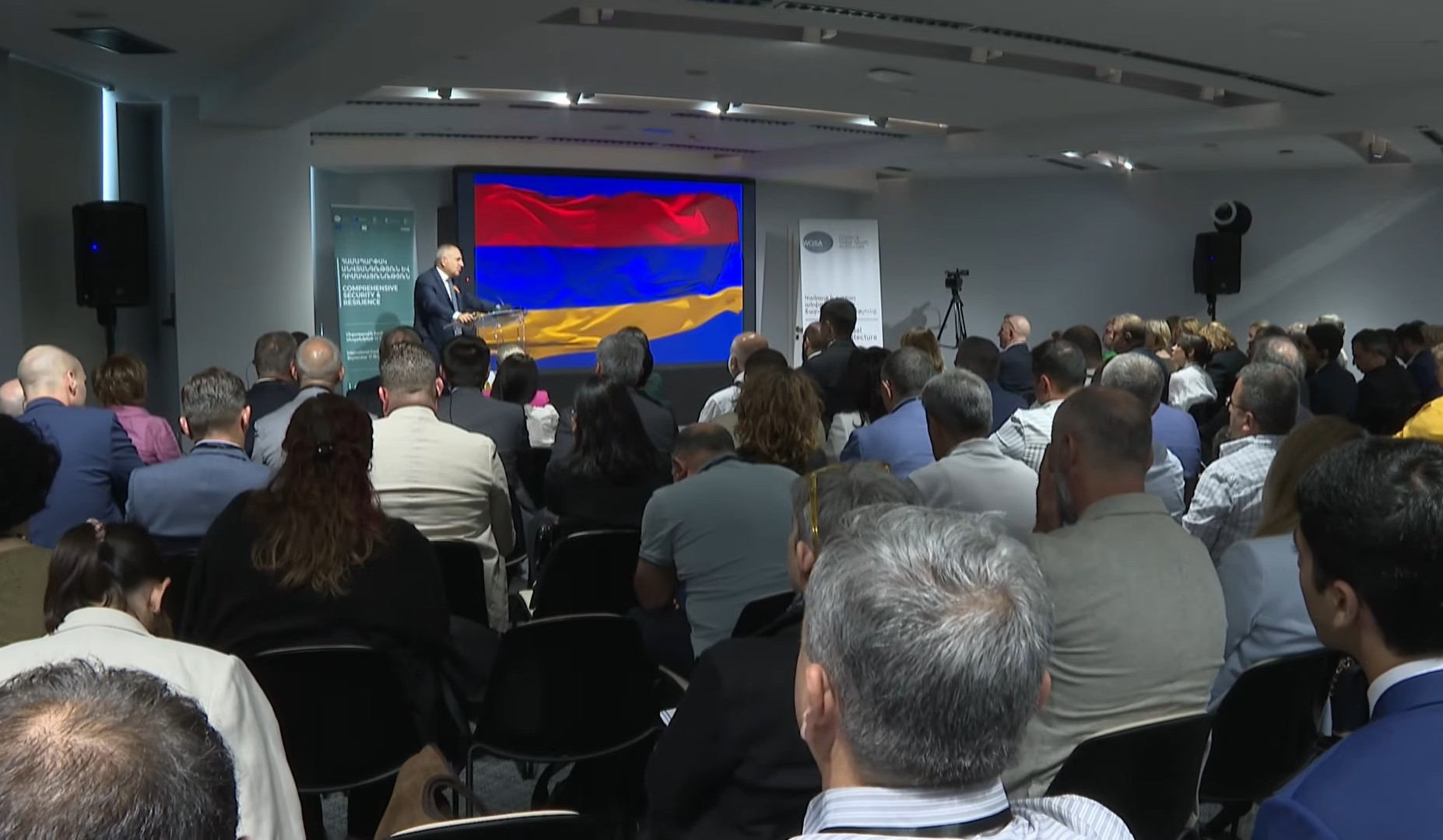 Ինչքան բարեկեցիկ է քո հարևանը, այնքան բարեկեցիկ ես դու, ինչքան բարեկեցիկ ես դու, այնքան բարեկեցիկ է քո հարևանը. Փաշինյան