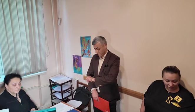 «Հանրապետության» անդամները դիմում մուտքագրեցին ԿԸՀ՝ «Ուժեղ Հայաստան»–ին գրանցումից զրկելու համար (տեսանյութ)