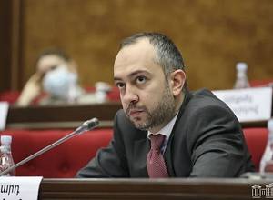 Ֆեյք է ծայրից ծայր. Էդուարդ Աղաջանյանը՝ ընդդիմադիրների ակցիայի մասին