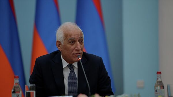 Պարտավոր ենք ամեն ինչ անել Լաչինի միջանցքը վայրկյան առաջ բացելու համար. ՀՀ նախագահ