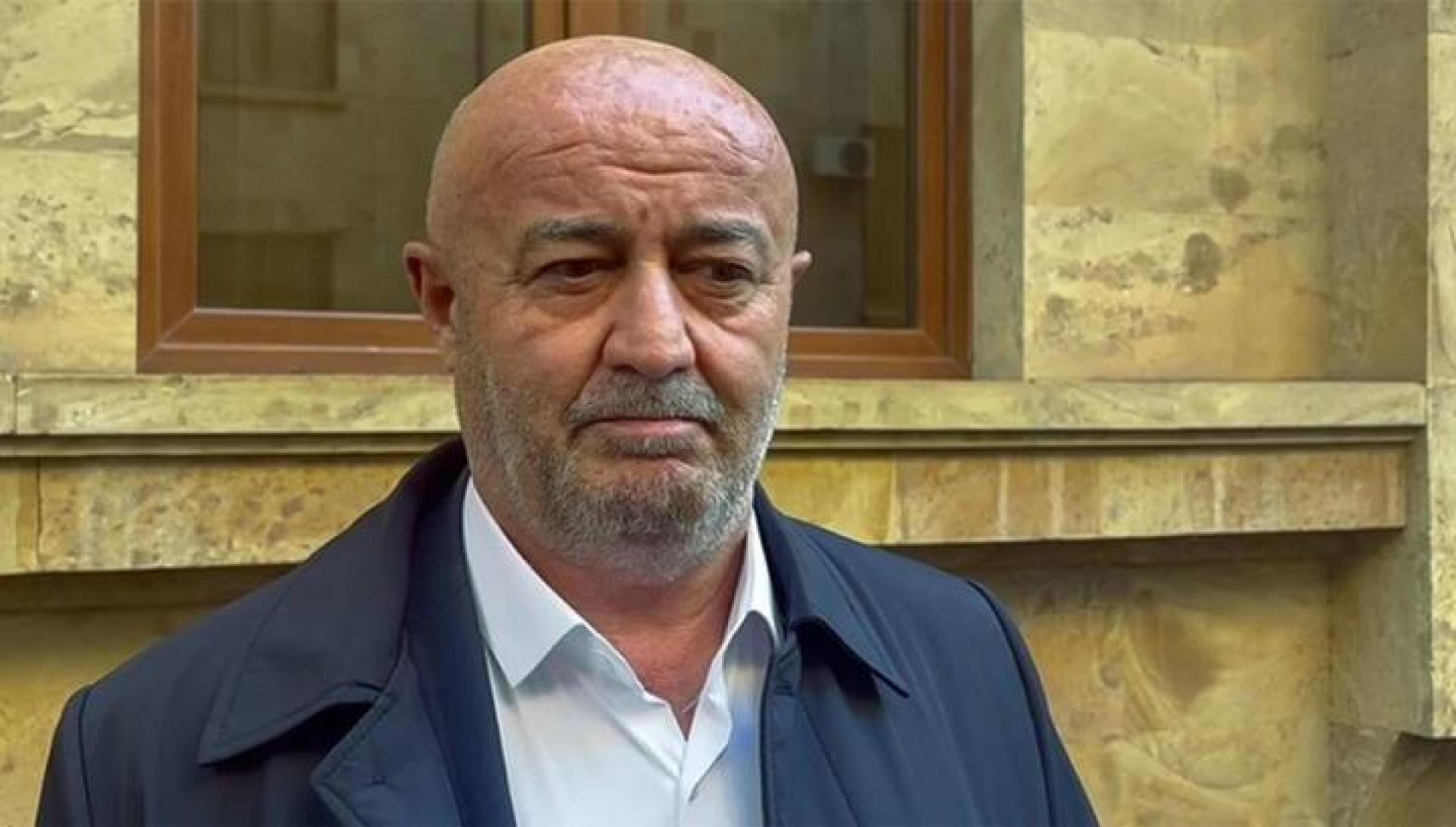 Այո, մաման լացացրել եմ, թող հրապարակեն. ընկերներս վախենում են բարևել ինձ․ Հովիկ Աղազարյան