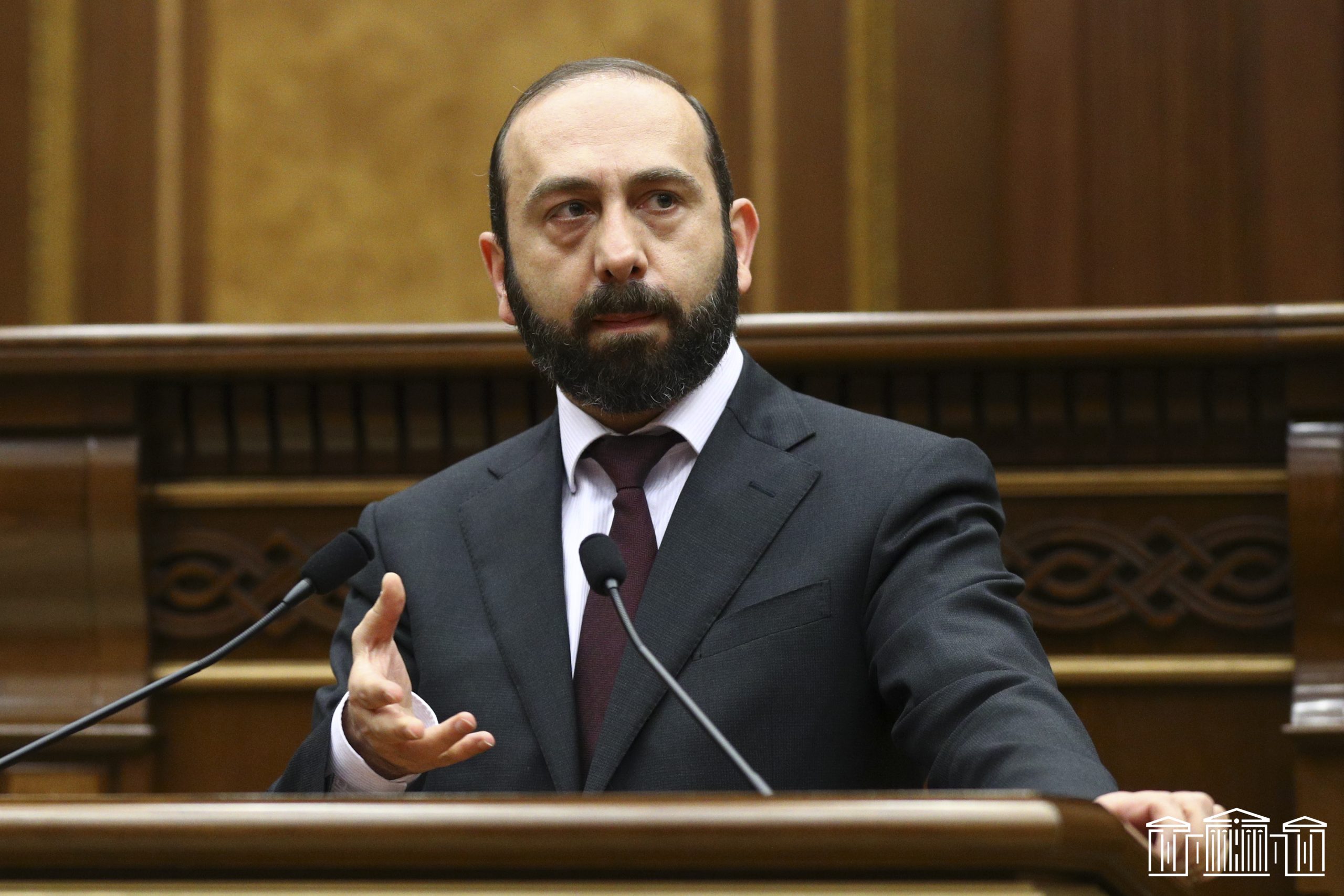 Ամեն օր բшխվում ենք հիբրիդային սպшռնшլիքների, որոնց զգալի մասը Ռուսաստանից է. Միրզոյան