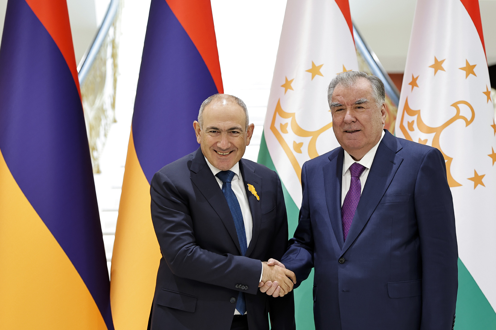 Հայաստանի հետ բարեկամական հարաբերությունները եղել և մնում են Տաջիկստանի արտաքին քաղաքականության առաջնահերթությունը. Էմոմալի Ռահմոն