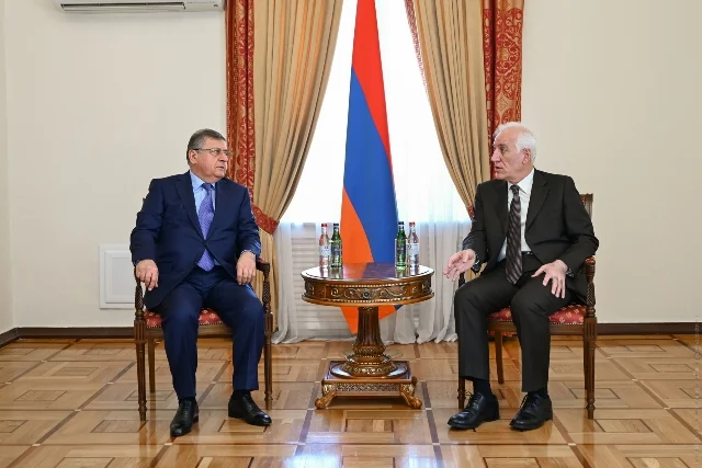 Վահագն Խաչատուրյանն այցելել է Գագիկ Ջհանգիրյանին. «Հրապարակ»