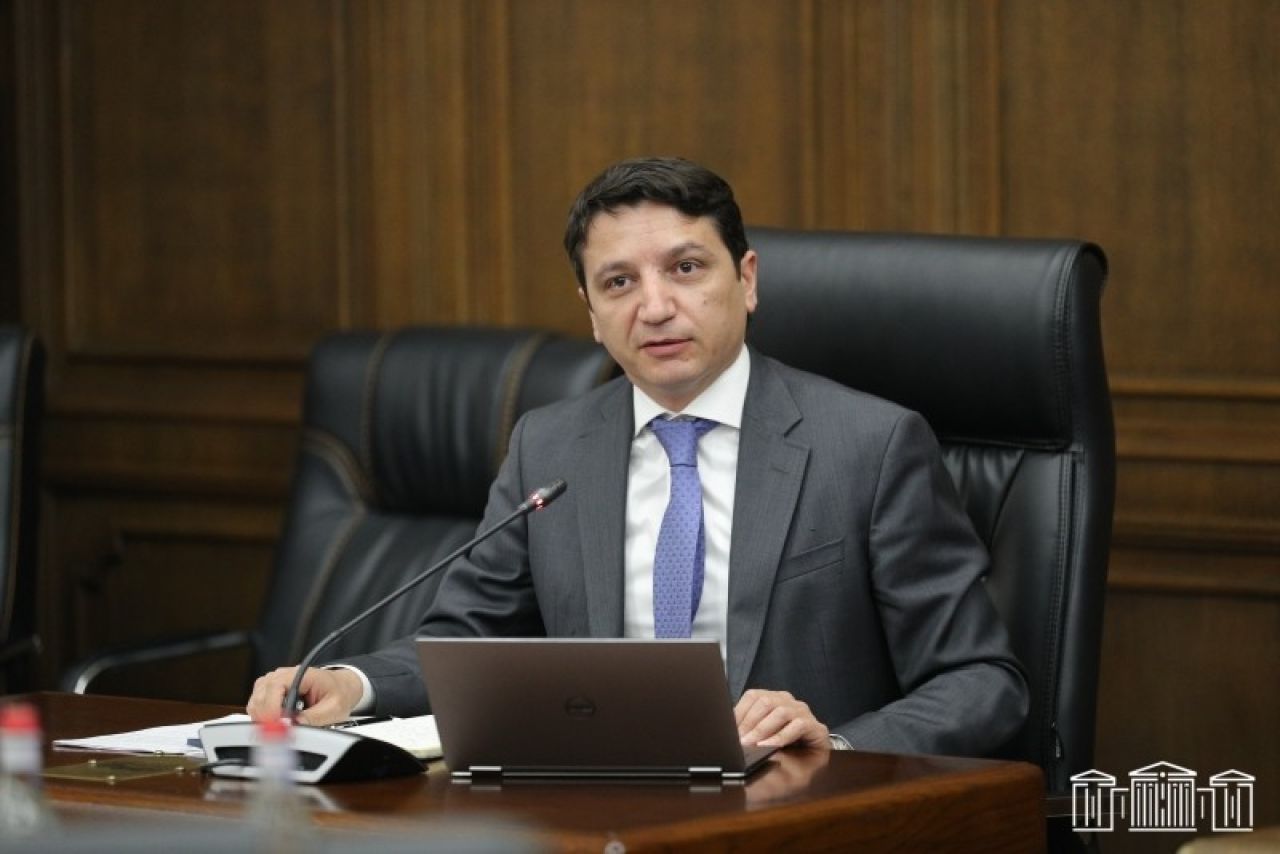 Տնտեսական աճը և անվտանգության բարձր զգացումը պետք է հետ պտտեն արտագաղթի անիվը. ֆինանսների նախարար