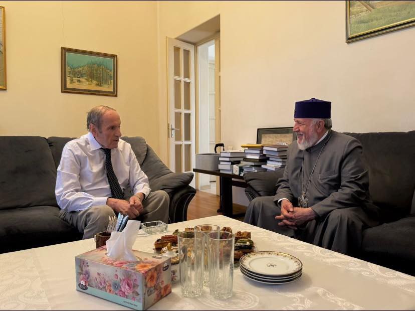 Փաշինյանը պարտության մարմնավորում է, խայտառակ կերպով պարտվեց արցախյան պшտերազմում, հաստատաբար պարտվելու է նաև Հայոց եկեղեցուն հայտարարած պшտերազմում. Տեր-Պետրոսյանը՝ Վեհափառին