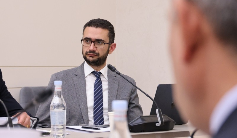 Քննարկել է «Բնակչության պետական ռեգիստրի մասին» և կից օրենսդրական փաթեթը