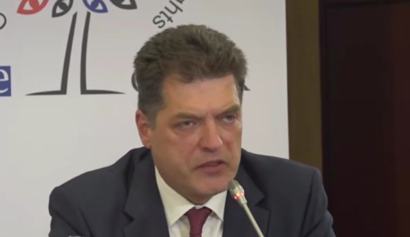ՔՊ-ի կողմից ճնշումների ու խրախուսումների վերաբերյալ ահազանգեր ենք ստացել․ ԵՄ հանձնակատար (տեսանյութ)