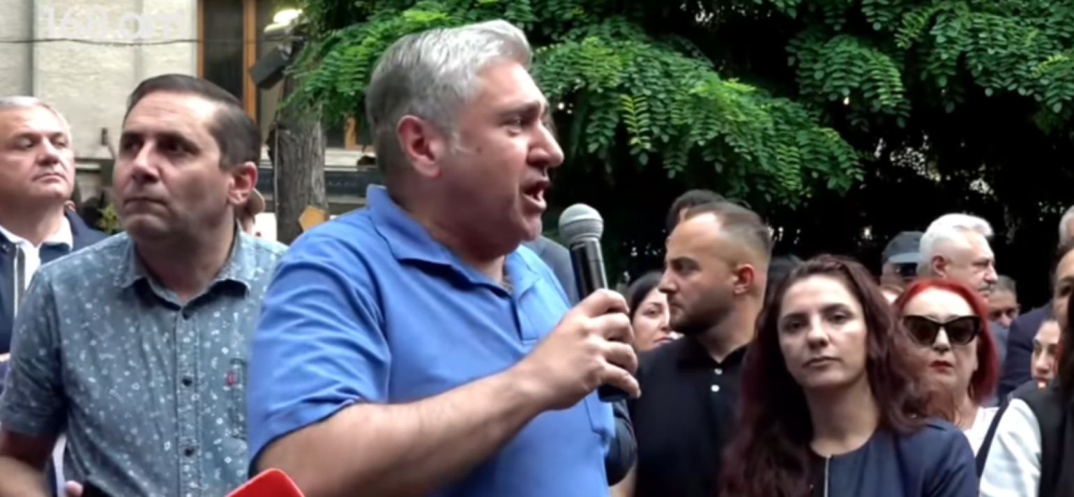 Ով ասում էր՝ ժողովո՛ւրդ, խոնարհվում եմ, սիրում եմ, պաշտում եմ՝ ընտրությունից 4 օր հետո թանկացնում է գազը, բենզինը, դիզվառելիքը. Խաչատրյան