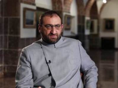 Արշակի Սրբազանի կալանքի ժամկետը երկարացնելու վերաբերյալ միջնորդություն է ներկայացվել դատարան