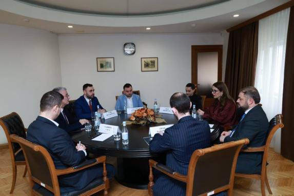 Գևորգ Պապոյանն ընդունել է Ռումինիայի Քաղաքային կառավարիչների ասոցիացիայի նախագահին