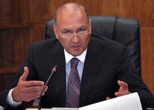 Գագիկ Խաչատրյանը դատական նիստին ներկայացել է շտապօգնության ուղեկցությամբ
