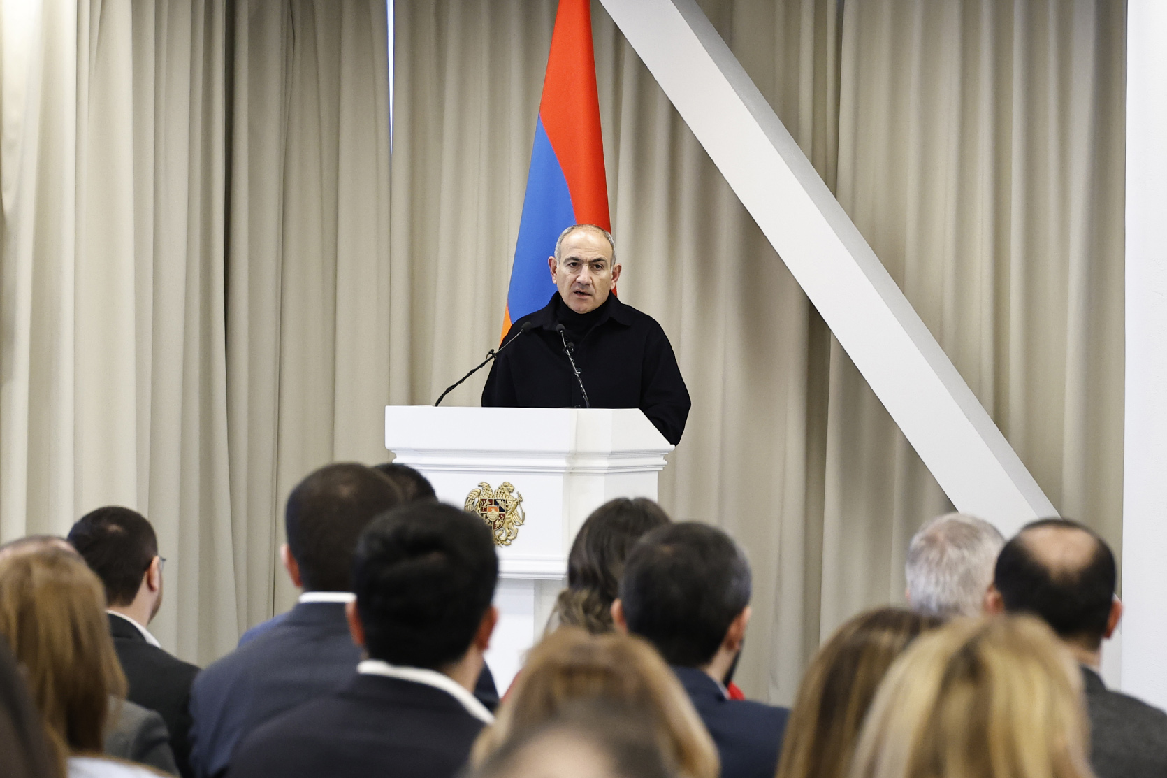 Հայաստանի պետական շահը տնտեսական զարգացումն է. վարչապետը մասնակցել է «Գործարար միջավայրի բարելավումը երկխոսության միջոցով» խորագրով երկրորդ աշխատաժողովին