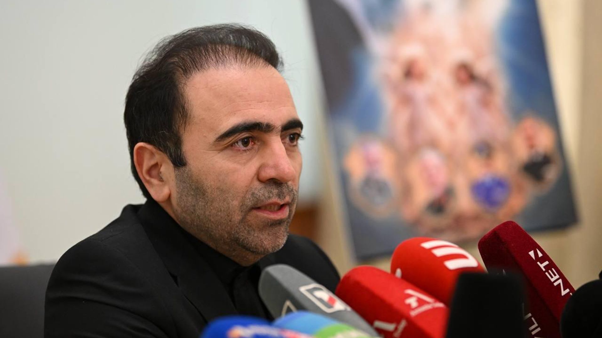 Շիրղոլամին անդրադարձել է հարցին, թե ինչու Էրդողանն ու Ալիևը չեն մասնակցել Ալի Խամենեիի հրաժեշտի արարողությանը