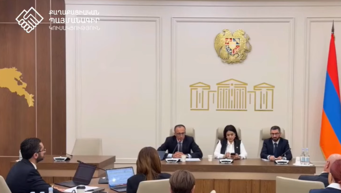 Կարգավիճակի հետ կապված հարցը լուծված և փակված է ՀՀ կառավարության որոշմամբ. ՆԳ փոխնախարարը՝ արցախցիների հետ հանդիպման ժամանակ