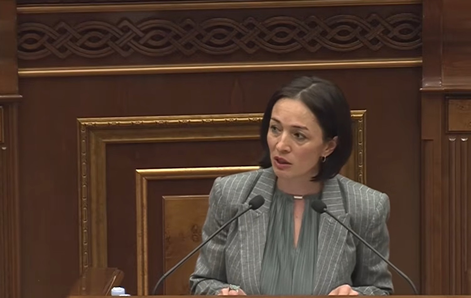 Դպրոցներում քարոզչության դեպքում օրենքը կգործի ամբողջ խստությամբ. ԿԳՄՍ նախարարը զգուշացնում է