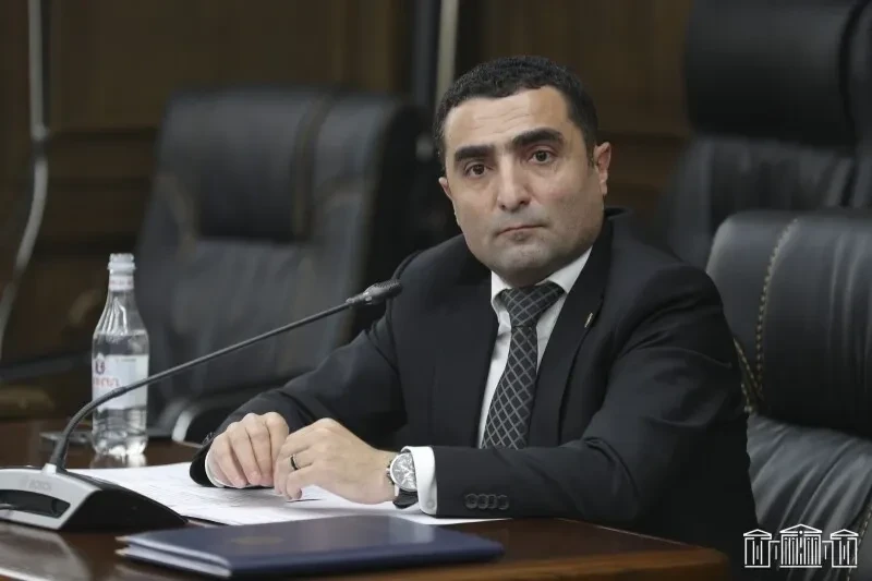 Ռոմանոս Պետրոսյանը կշարունակի իրականացնել ՀԷՑ-ի ժամանակավոր կառավարչի իր պարտականությունները