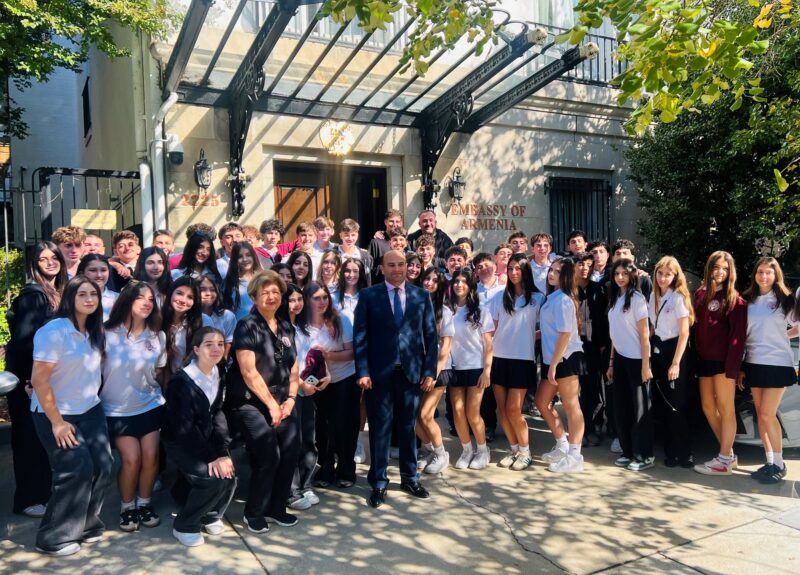 Նարեկ Մկրտչյանը ԱՄՆ-ում հայ աշակերտների հետ քննարկել է Հայաստան–ԱՄՆ կապերի ամրապնդումը