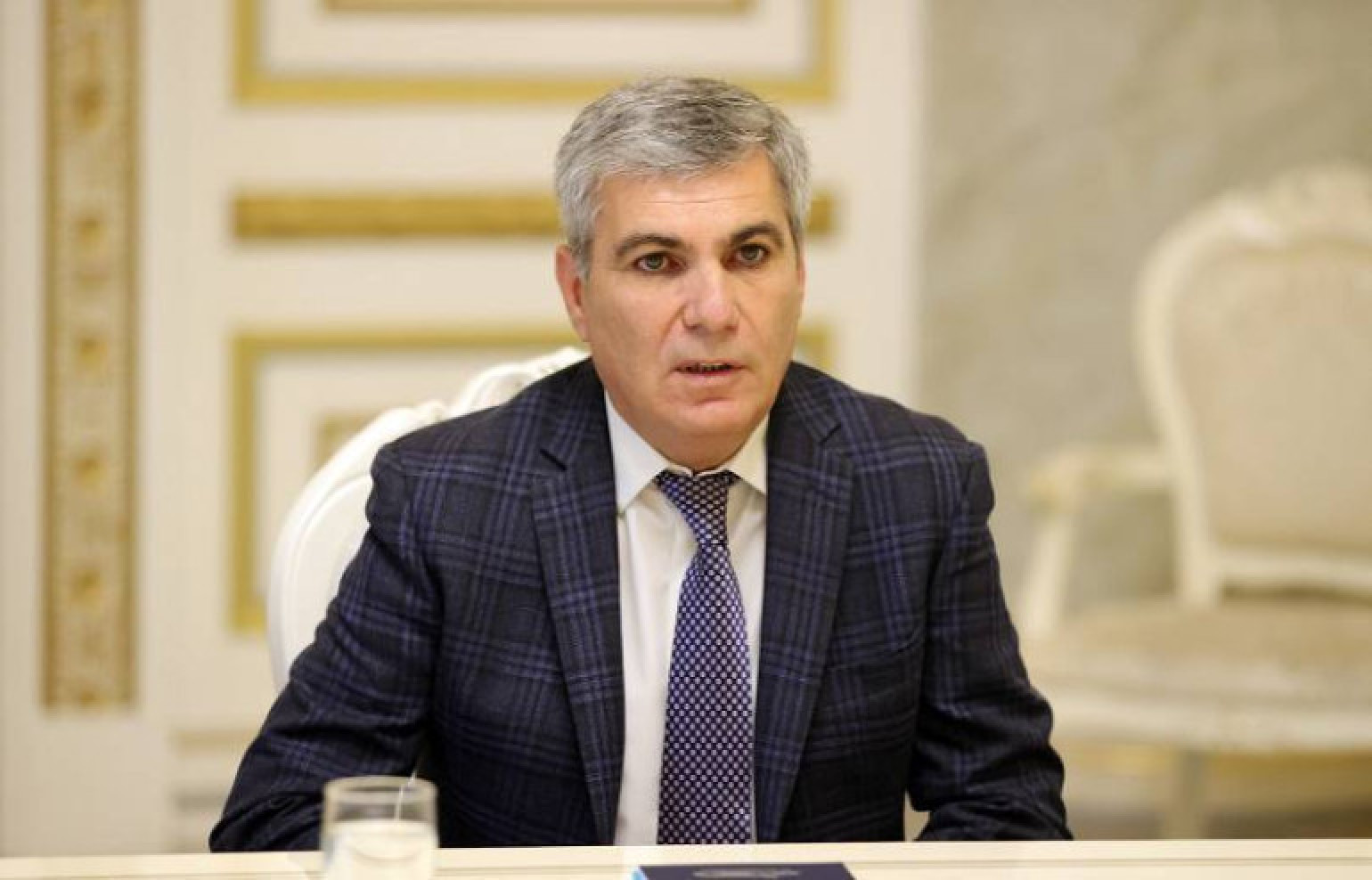 Մի բան հաստատ է. ամենակարևոր հարցում Վլադիմիր Վլադիմիրովիչը կեղծում է. նա թաքցնում է, որ ՌԴ-ն աշխարհաքաղաքական շահեր ունի մեր տարածաշրջանում և ընդհանրապես. Արամ Սարգսյան