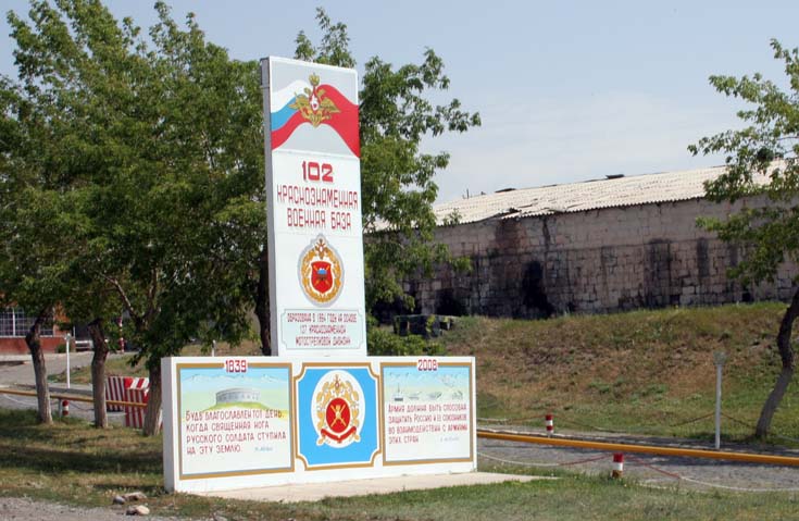 «Ժամանակ»․ Անվտանգության ո՞ր համակարգի շրջանակում է Ռուսաստանը Հայաստանում իր ռազմակայանը դիտարկում որպես կայունության գրավական