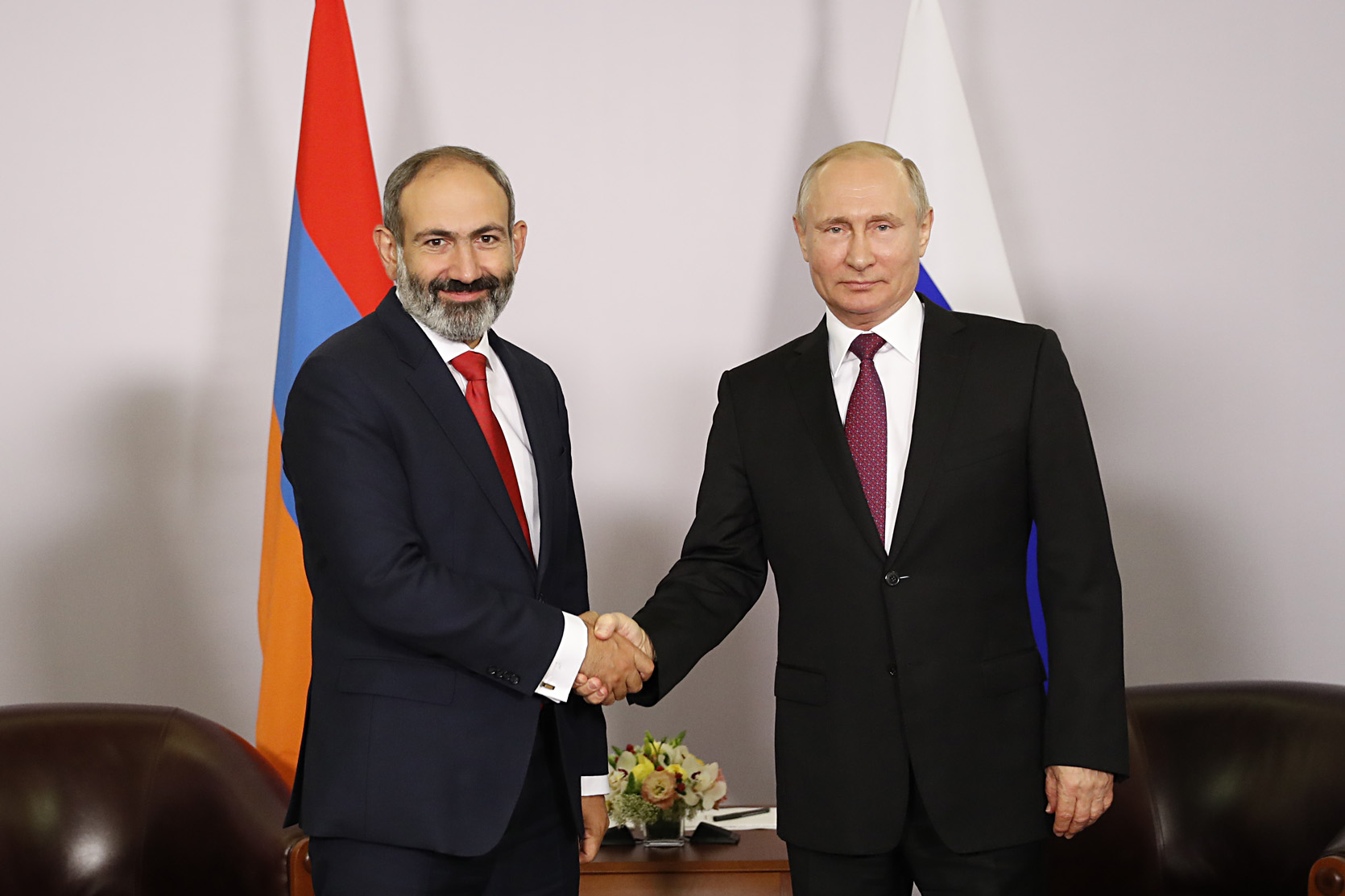 Պատրաստ ենք շարունակել կառուցողական երկխոսությունը․ Վլադիմիր Պուտինը շնորհավորել է Նիկոլ Փաշինյանին